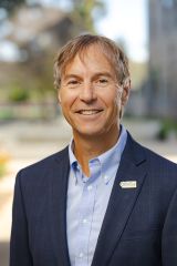Dr. Bob Curry